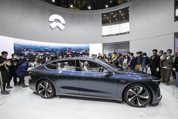 造车新势力喜提「开门红」，2022暗战特斯拉产品「空窗期」