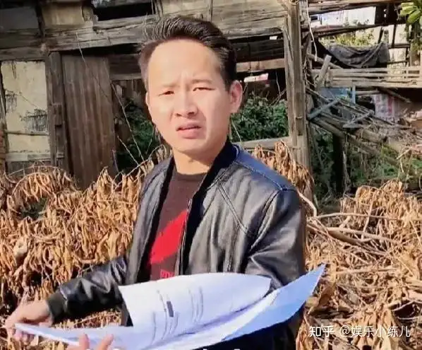南昌小伙上演工地段子走红全网，经理范十足，不愧是全网第一监理
