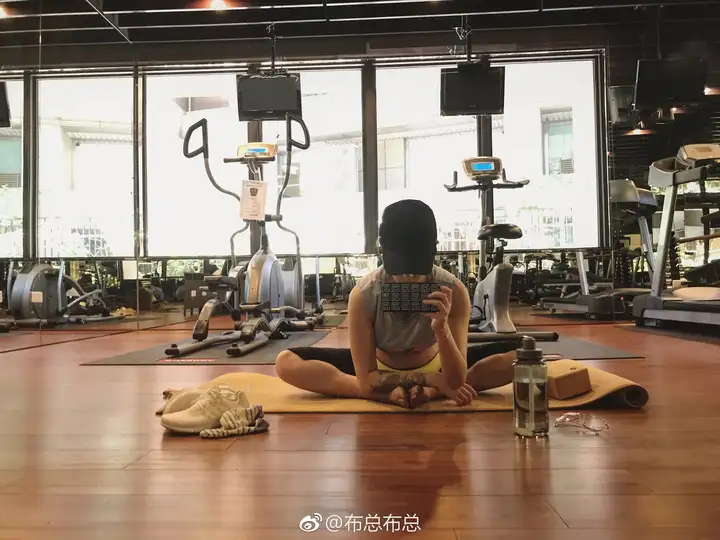 【孕期运动】欧弟老婆孕8月都还在健身，怪不得这么美！