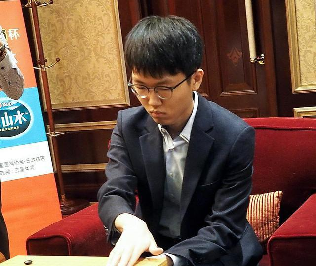 LG杯，申真谞自叹命苦，16强战怎么会遇到如此可怕的中国棋手？