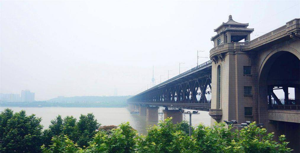 原创            我国哪些城市会成下一个上海？不是成都、苏州，而是这2座城市