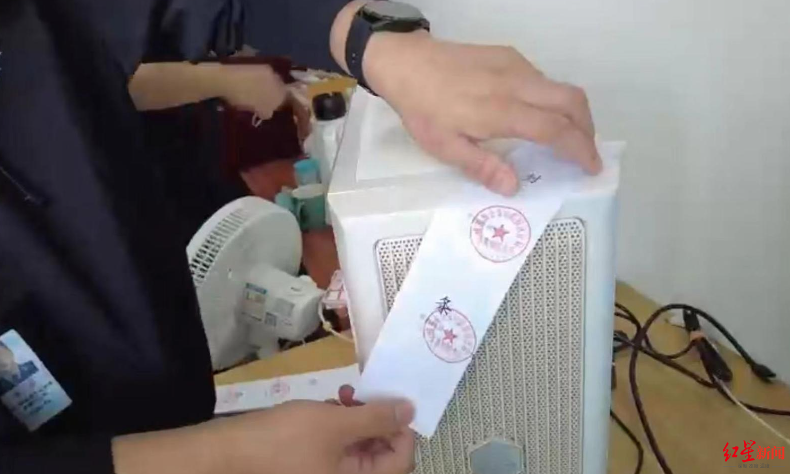 自制外挂软件抢占华西专家号倒卖，50多个“号贩子”被抓！