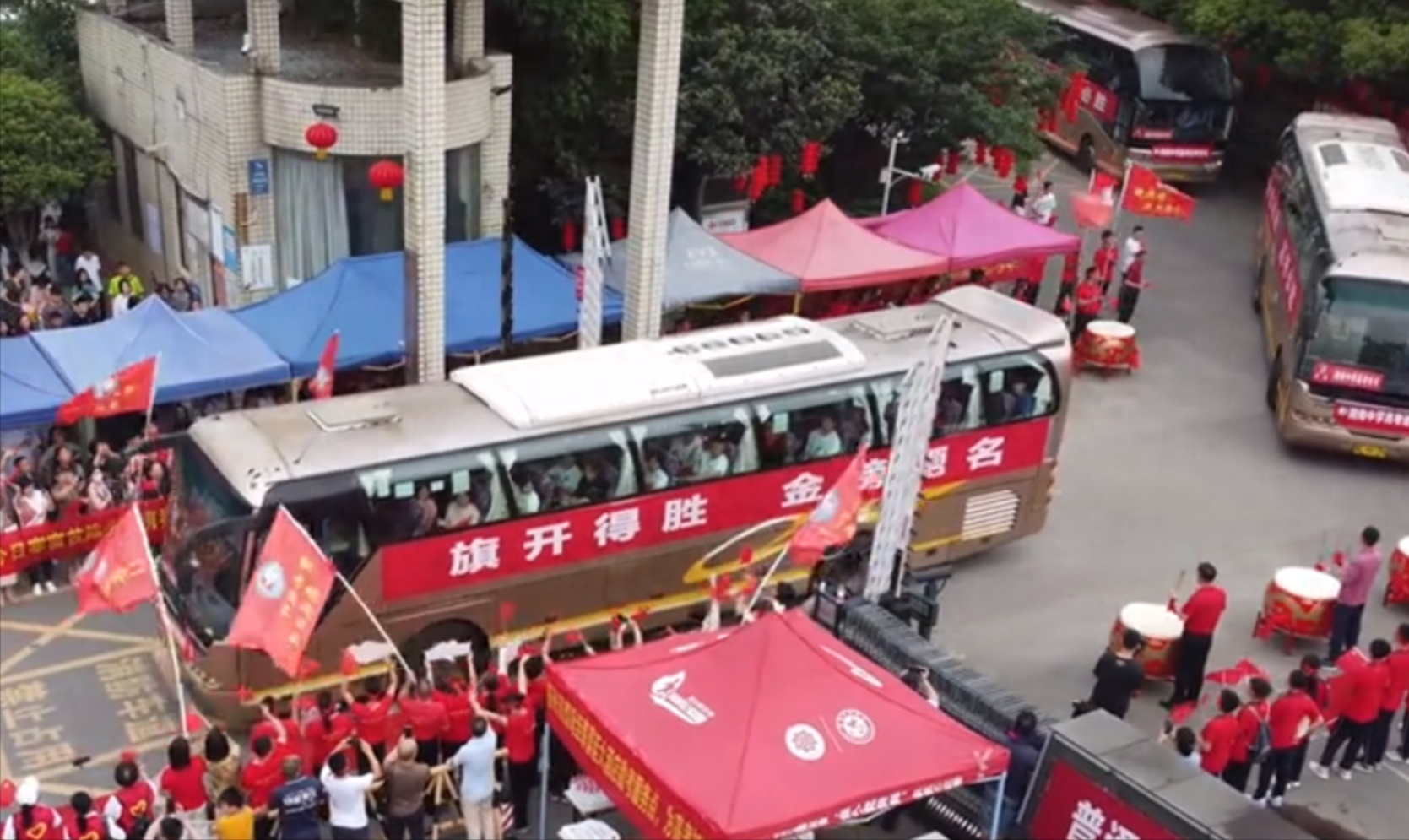 2024年高考语文难吗？各省试卷难度不一，网友直呼无从下笔！-2021全国高考语文必考名著