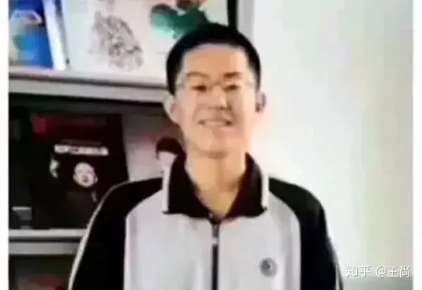 高考史上裸分最高的人，谈学习经验只说了两句话-2020年高考裸分最高分是多少啊