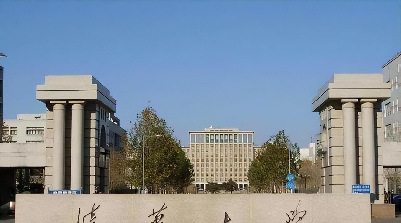 太牛X了！高考47年裸分最高者是谁：孙浩宁734分夺近代状元-高考裸分是多少