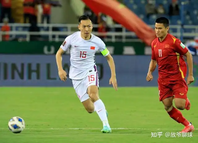 国足的春节往事：3-0韩国成经典，兵败越南成众矢之的-国足上次赢韩国的球员