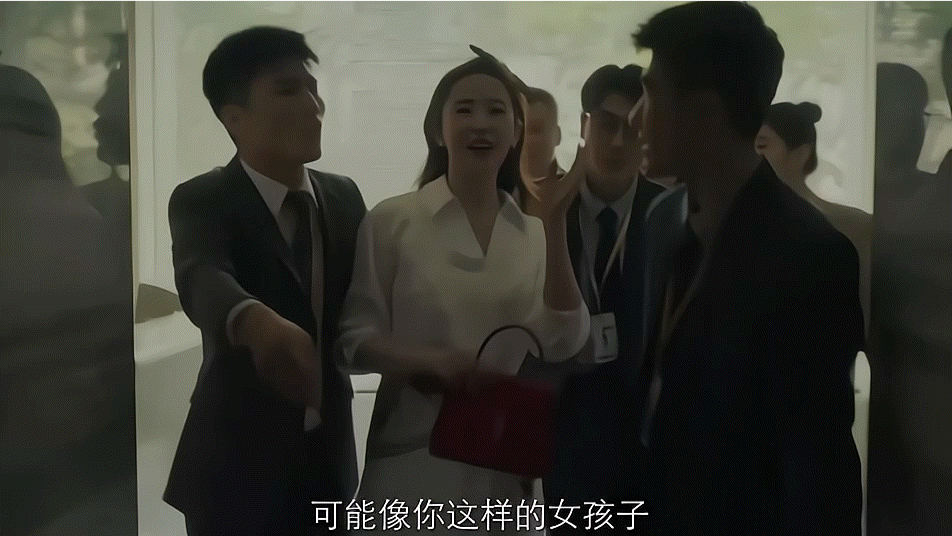 玫瑰原型比刘亦菲更美，被算命大师当众羞辱，60岁凭直播口碑逆袭-玫瑰真实的样子图片