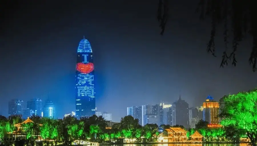 山东济南，到底有多飒，看完你就知道了-济南有么说么