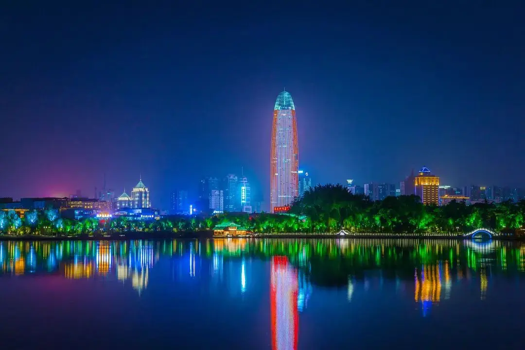 山东济南，到底有多飒，看完你就知道了-济南有么说么