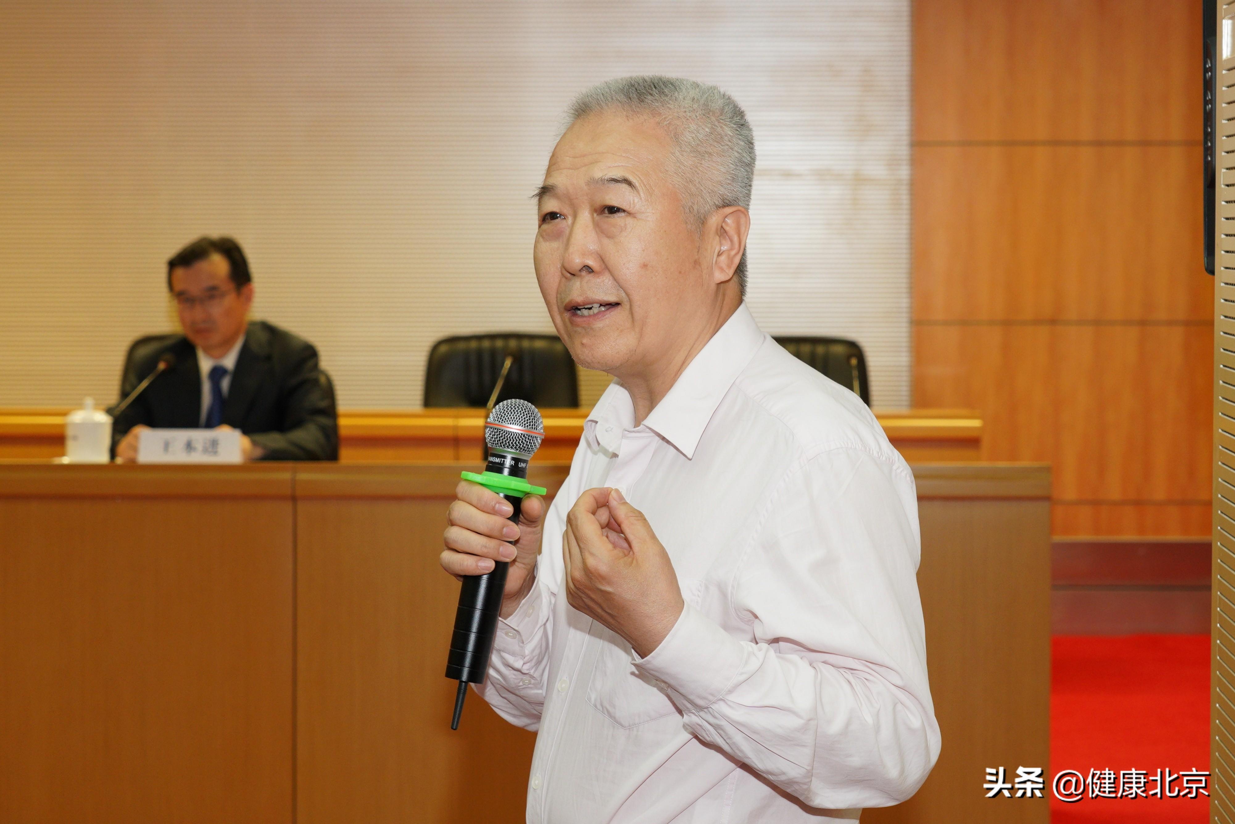 强化责任落实 倡导健康生活——《北京市控制吸烟条例》实施四周年情况通报-关于强化责任落实的心得体会