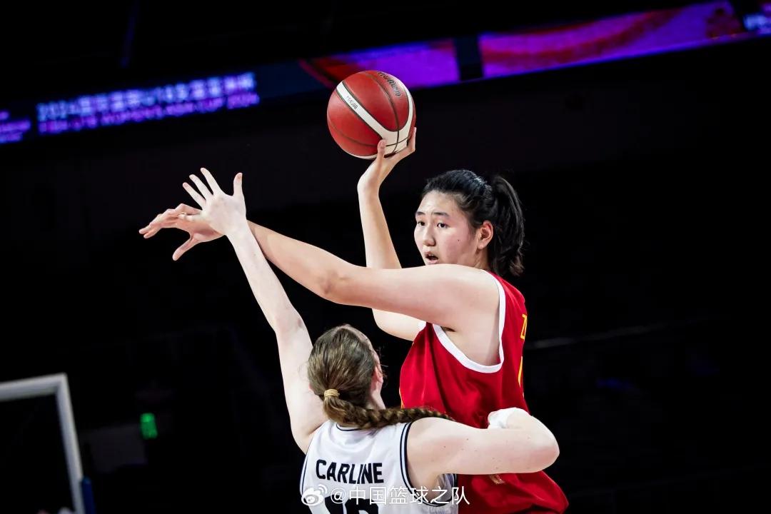 张子宇42分，中国U18女篮不敌澳大利亚队获亚洲杯亚军-女篮亚洲杯中国对澳大利