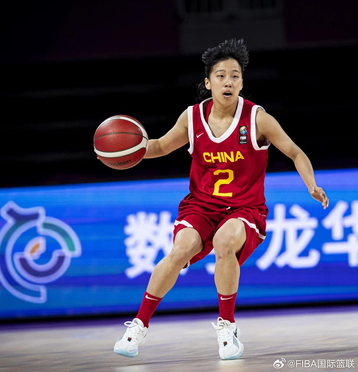 张子宇42分，中国U18女篮不敌澳大利亚队获亚洲杯亚军-女篮亚洲杯中国对澳大利