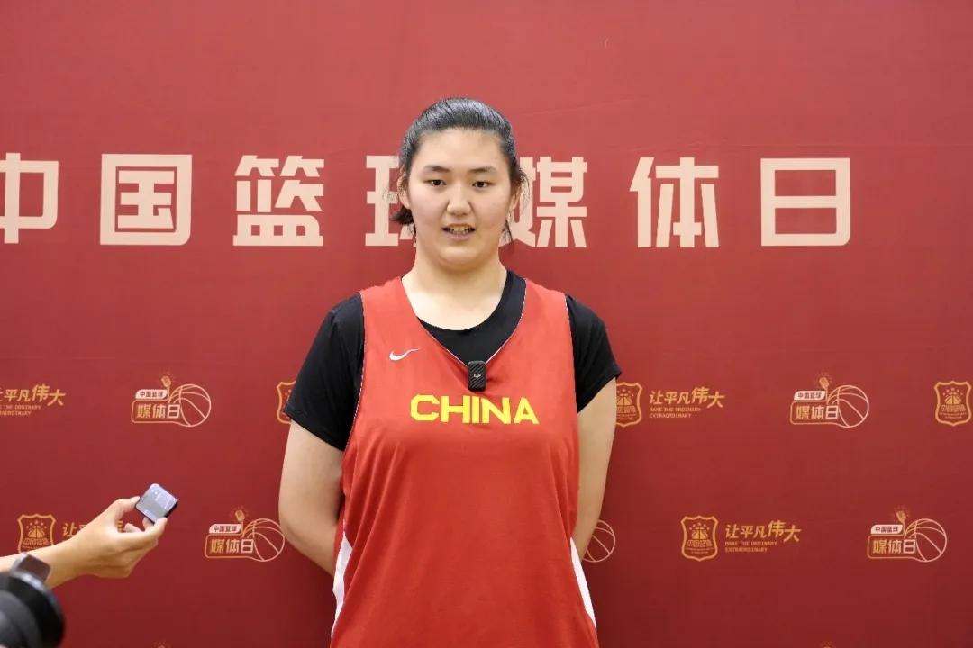 张子宇42分，中国U18女篮不敌澳大利亚队获亚洲杯亚军-女篮亚洲杯中国对澳大利