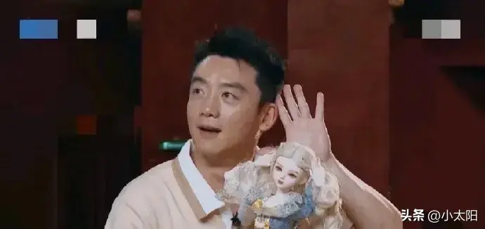 "郑恺&苗苗：这对CP甜度超标，网友直呼‘磕到了’！"-郑恺和苗苗的爱情