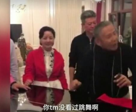 苗苗独自驾车产检，不见老公郑恺的身影，一句话撇清所有责任-苗苗和郑恺真的在一起了吗