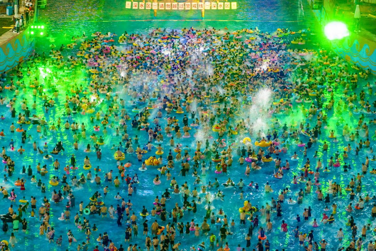 图说｜“热浪”来袭！今年暑期旅游或为史上最火-热浪啥意思