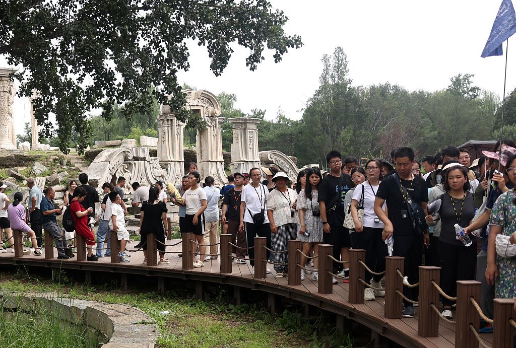 圆明园迎暑期客流高峰-圆明园夏季开放时间