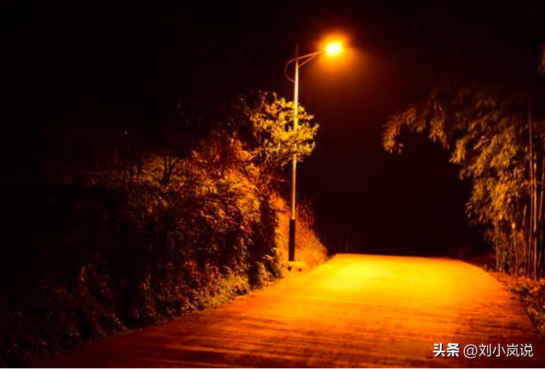 “七月半鬼乱窜”，七月十五鬼节，牢记：吃1样、4禁忌，赶走霉运-七月半鬼节有什么禁忌