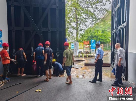 广西南宁遇超警洪水 邕江沿岸低洼处被淹-广西南宁洪水最新消息新闻