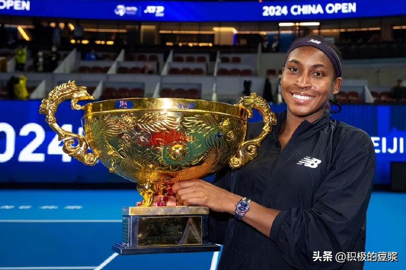 生涯新高！2024奖金排名：郑钦文近2000万排第8，萨巴伦卡高居第1-dota2新加坡2021