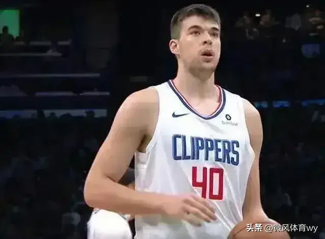 两连胜！快船112-104勇士，谁是本场比赛的功臣，数据不会说谎！-快船勇士比赛视频