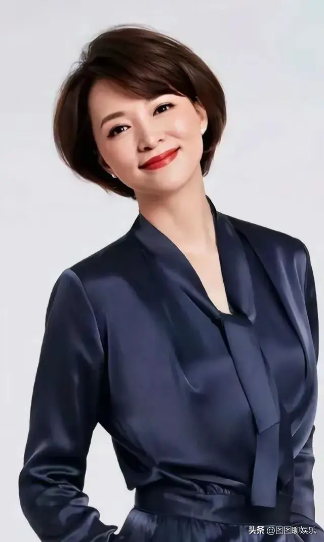 董卿再上热搜！但已不是主持人！-董卿怎么不主持了2020