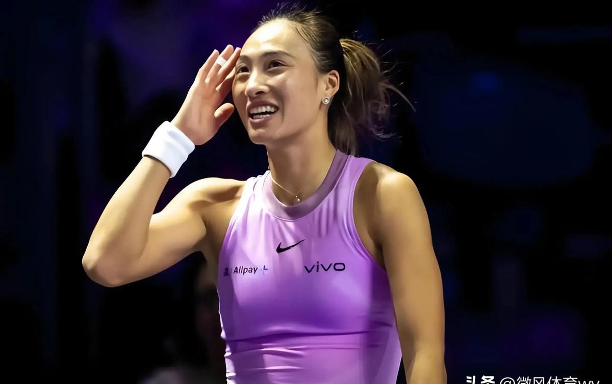 郑钦文2-0保利尼晋级四强，半决赛或战高芙，赢球=追平李娜纪录-ndui调整位置