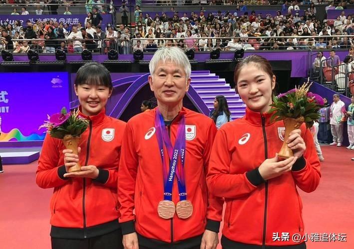 女单决出4席8强！陈幸同逆转名将，张本美和突围，申裕斌轰22-20-陈幸同女双半决赛