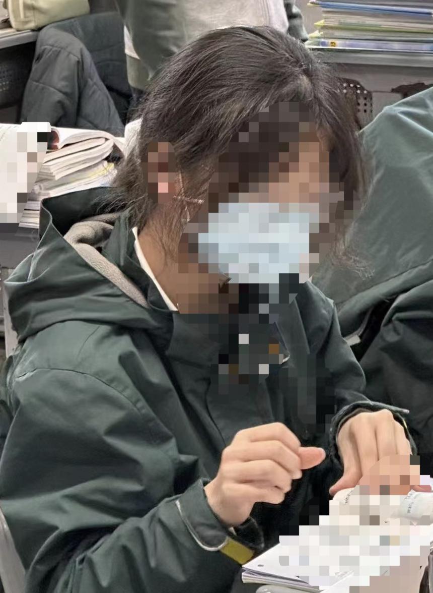 热闻|家长直呼看不懂！10后女生独爱“鲶鱼须”刘海，男生流行“微分碎盖”，你家有同款吗-鲶鱼须做菜的名字